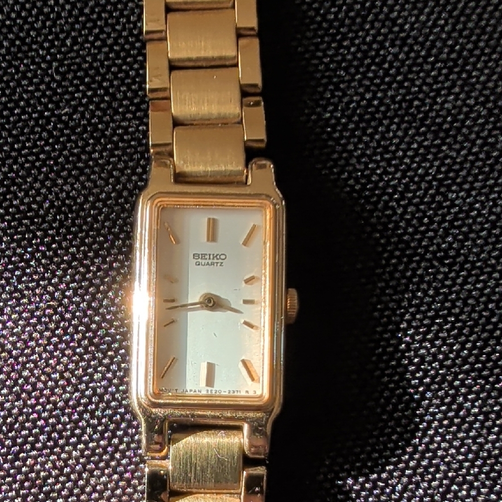 Seiko Gold Rectangular Quartz Watch